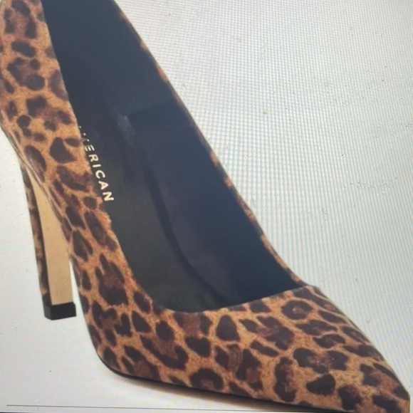 Good American - Leopard Print Pumps - Picture 3 of 4